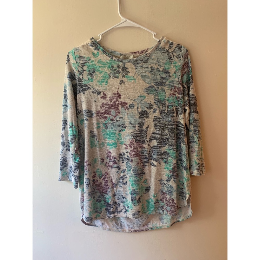 Van Heusen sweater - medium